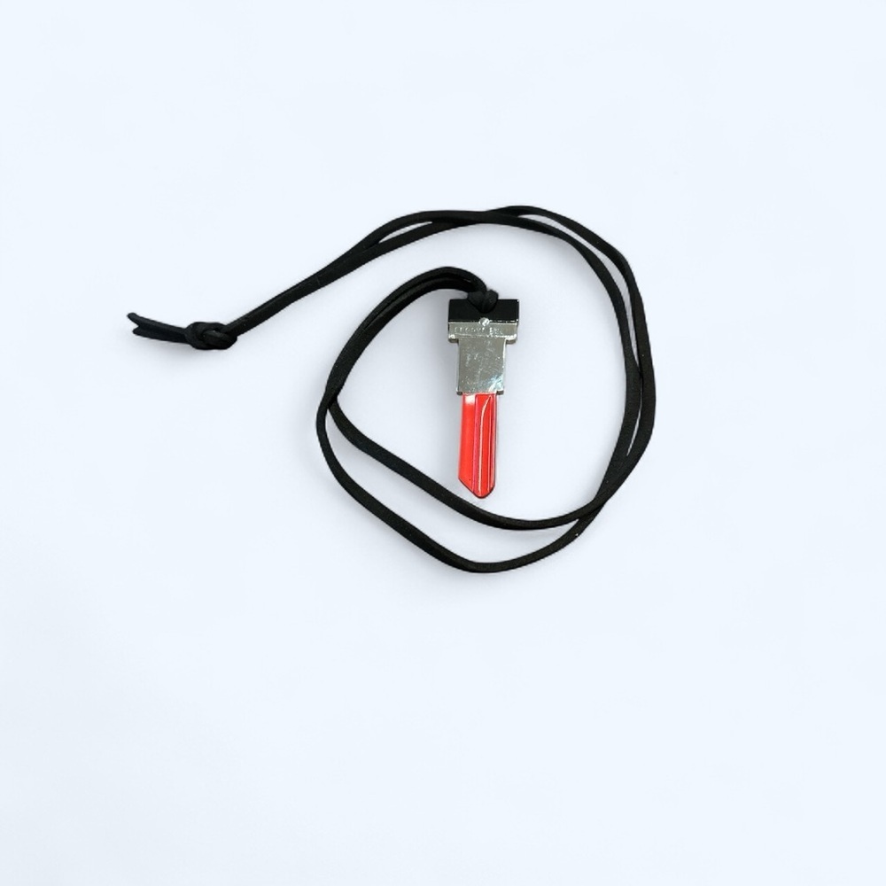 Marc Jacobs Red Key Pendant Necklace - Picture 2 of 6